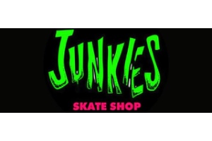 Junkies Skate Shop é uma das melhores lojas de skate do Brasil, reconhecida por seu estilo alternativo e autêntico
